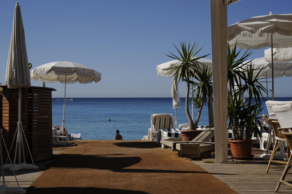Plaza Hotel 5*