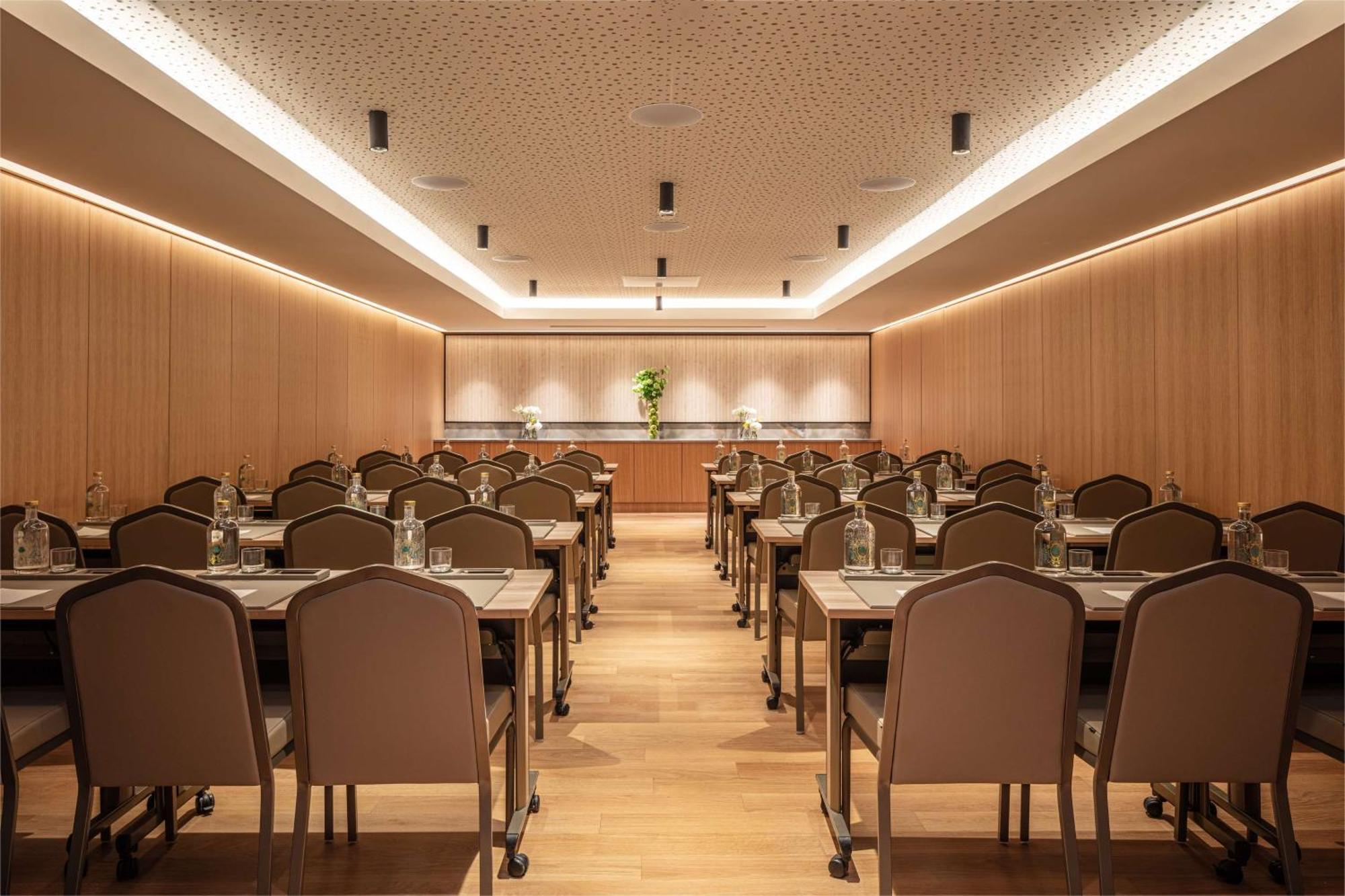 Anantara Plaza - A Leading Of The World 5* Nizza